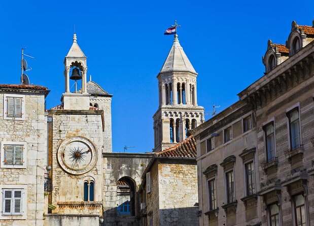 Walking Tour of Split Old Town and Craft Beer Tasting - Key Points