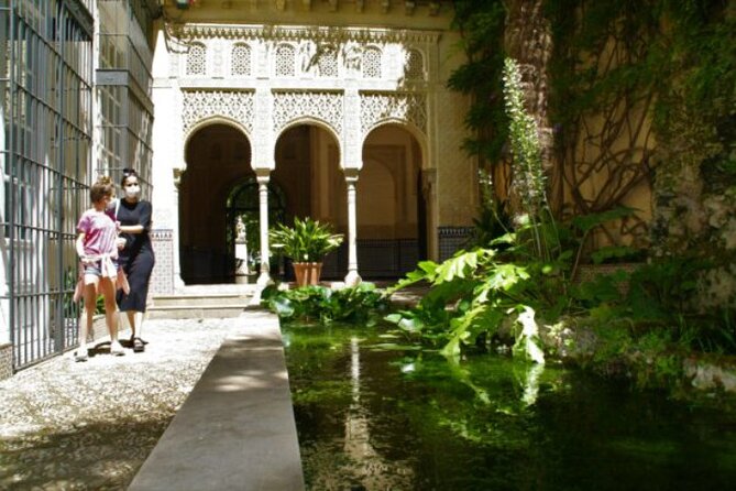 Walking Tour of the Alhambra of Granada - Getting to the Alhambra