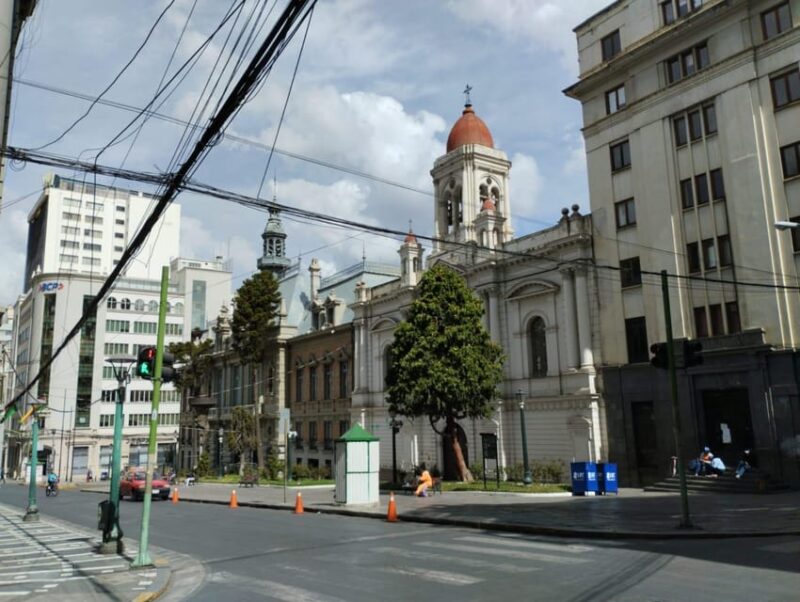 Walking Tour of the City of La Paz - Scenic Highlights