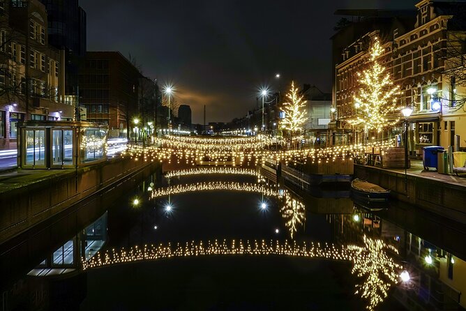 Walking Tour of the Hague With Royal Christmas Fair - Key Points