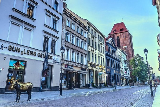 Walking Tour of the Medieval Toruń - Meeting and Pickup Information