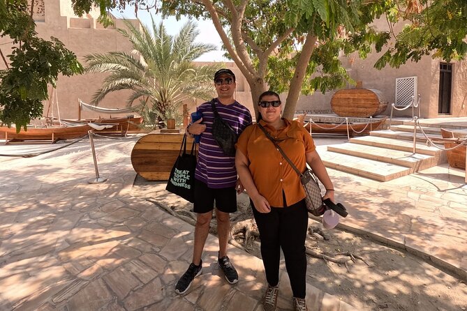 Walking Tour Old Dubai With Historical Places & Gold Market - Dubai Gold Souk
