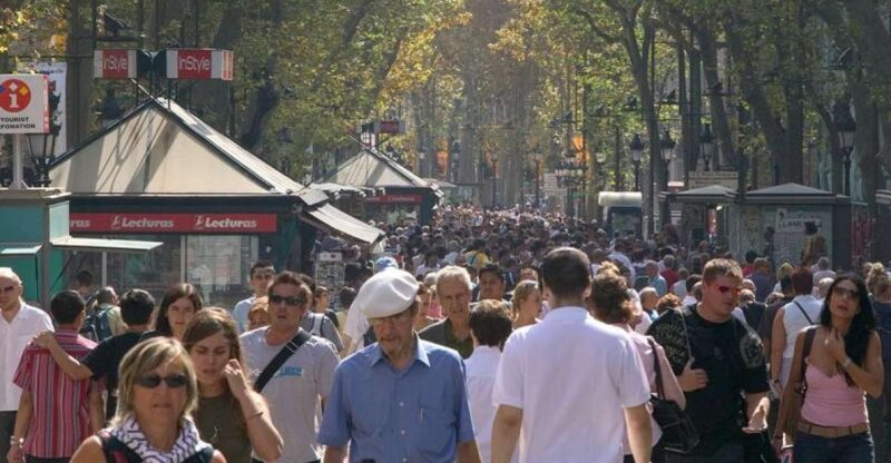 Walking Tour on Barcelona Old Town 3-Hour - Strolling La Rambla Boulevard