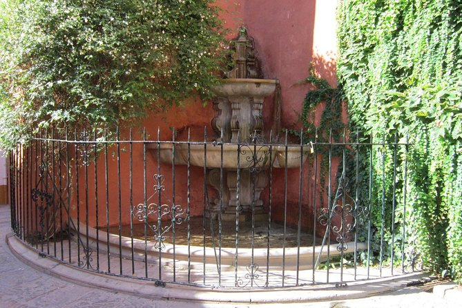 Walking Tour Through the Old Jewish Quarter of Santa Cruz. - Customer Reviews Breakdown