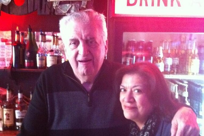 Walking Tour to Chicago Dive Bars - Exploring Unique Establishments
