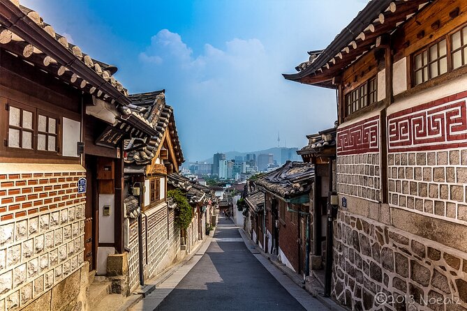 Walking Tour With Gyeongbokgung Palace, Bukchon, Insadong - Insadong Culture Street