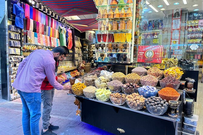 Walking Tour With Local Friend and Discover Old Dubai - Exploring Old Dubai