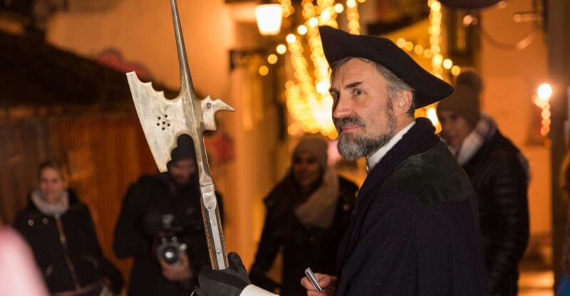 Walking Tour With the Night Watchman - Tour Duration and Participant Requirements