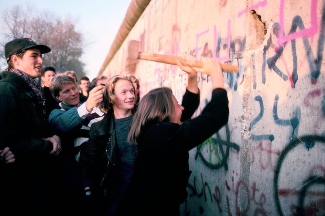 Wall Tour Berlin - Fates, Heroes & Love Stories - Positive Feedback From Reviewers