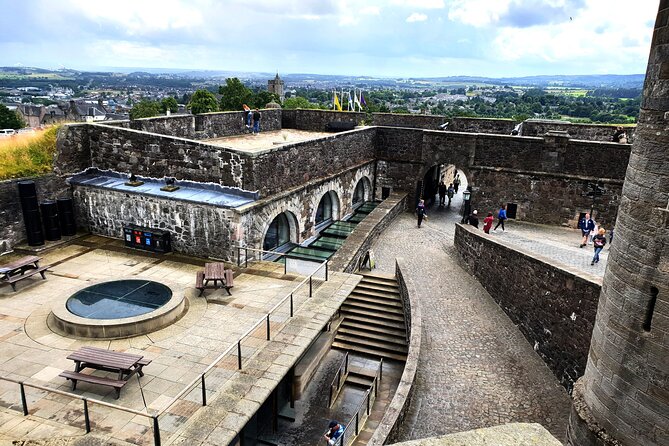 Wallace Monument, Stirling Castle, Linlithgow Palace, Luxury MPV - Discovering Linlithgow Palace