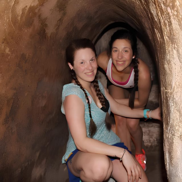 War Remnants Museum & Cu Chi Tunnels Tour - Key Points