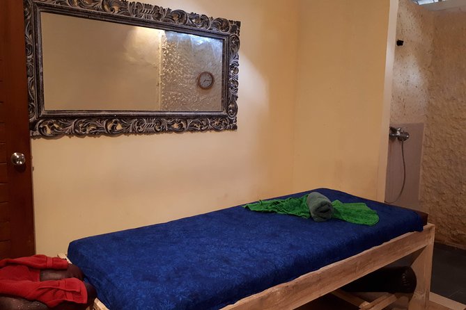 Warm Stone Massage Spa Package - Organic Facial