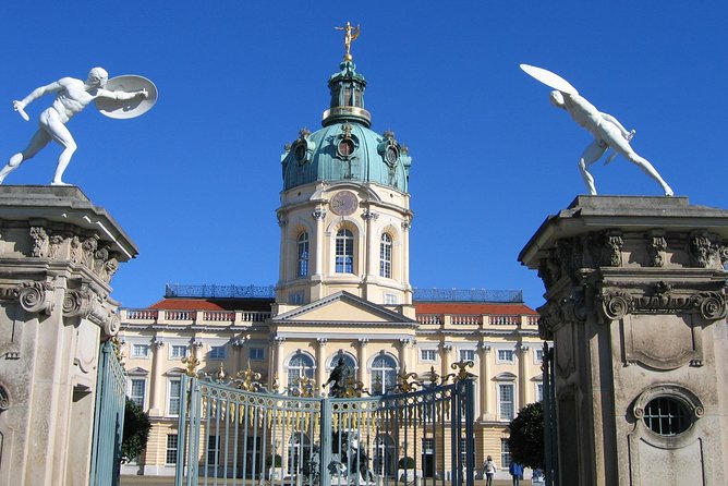 Warnemuende Shore Excursion: Berlin Private Sightseeing Tour From Rostock - Key Landmarks Visited