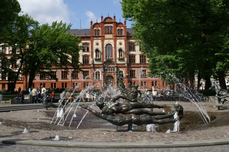 Warnemünde & Rostock: Half-Day Shore Excursion - Key Points