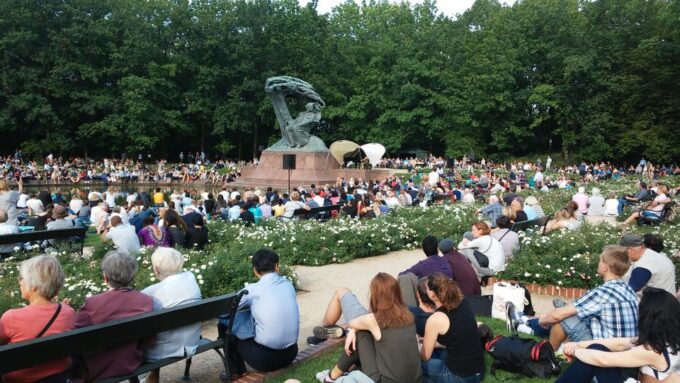 Warsaw: 2-Hour Chopins Life Walking Tour - Interactive Chopin Museum