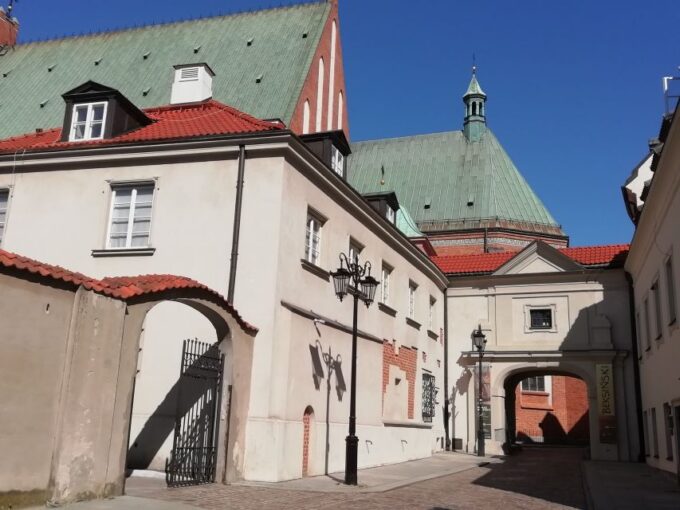 Warsaw: 2-Hour Old Town Walking Tour - Price and Duration