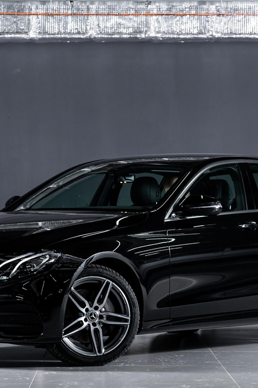 Warsaw: Chopin Airport Private Transfer - Experience Highlights