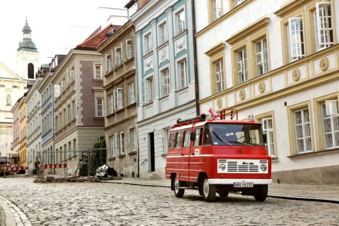 Warsaw: Classic Highlights Private Tour by Vintage Car - Additional Information