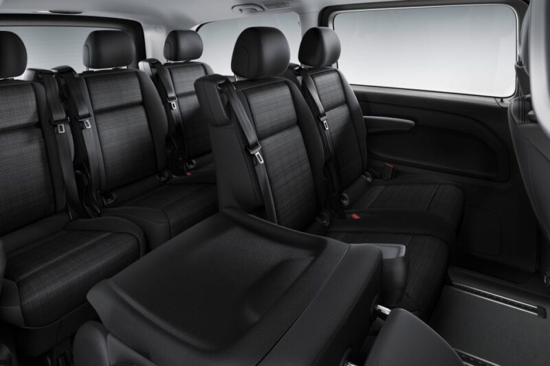 Warsaw: Economy Private Warsaw Okecie Airport Transfer - Flight Delay Handling