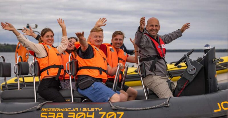 Warsaw: Exciting, Fast Motorboat Cruise on the Vistula River - Cruise Duration and Capacity