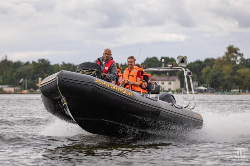 Warsaw: Exciting, Fast Motorboat Cruise on the Vistula River - Highlights of the Cruise
