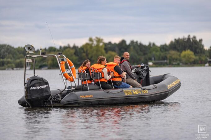 Warsaw: Exciting, Fast Motorboat Cruise on the Vistula River - Participation Restrictions