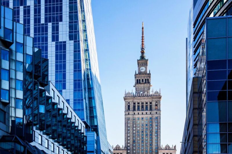 Warsaw: Express Walk With a Local in 60 Minutes - Key Points