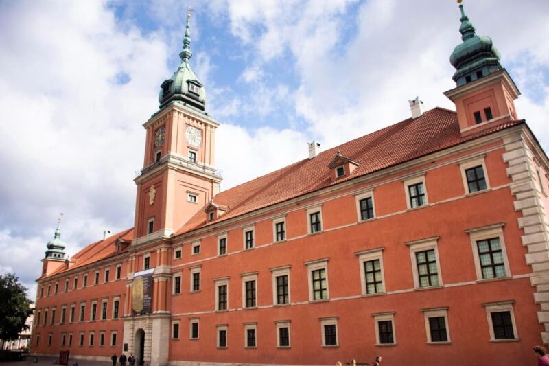 Warsaw: Express Walk With a Local in 60 Minutes - Important Details to Know