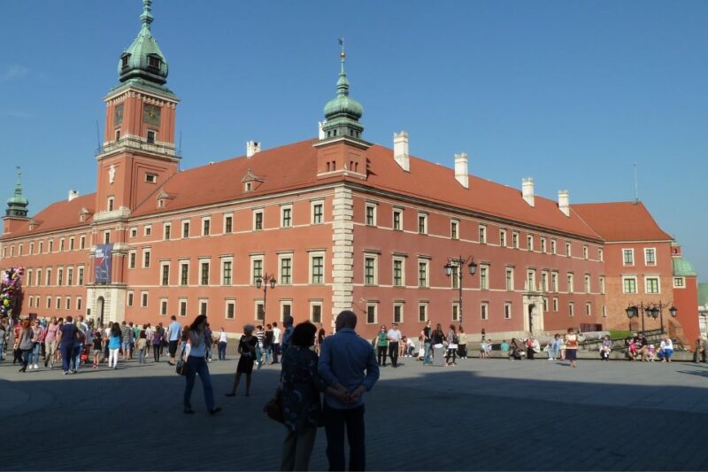 Warsaw: First Discovery Walk and Reading Walking Tour - Participant Information