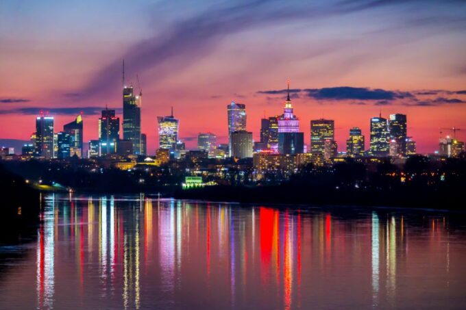 Warsaw/Gdansk: Deluxe Private Transfer Service - Driver and Guide