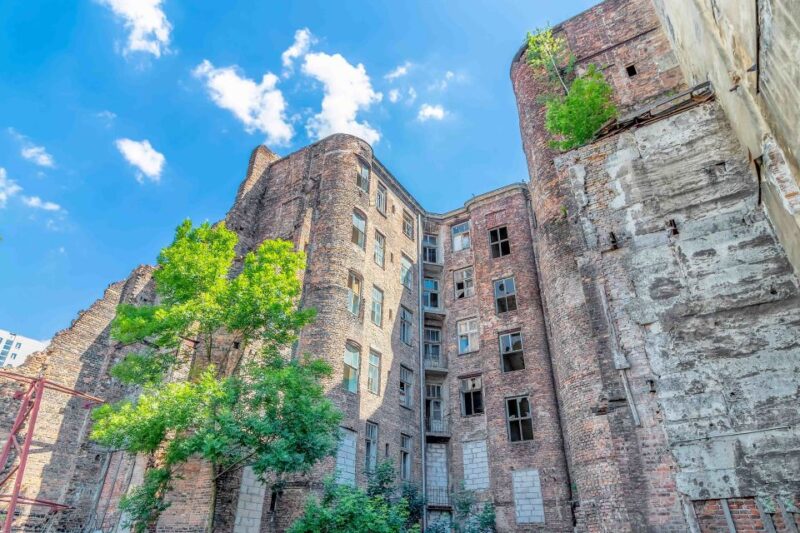 Warsaw: Ghetto, Jewish Cemetery & POLIN Museum Private Tour - Key Points