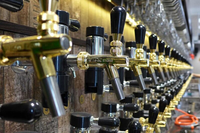 Warsaw: Guided Craft Beer Tour - Craft Beer Scene in Warsaw