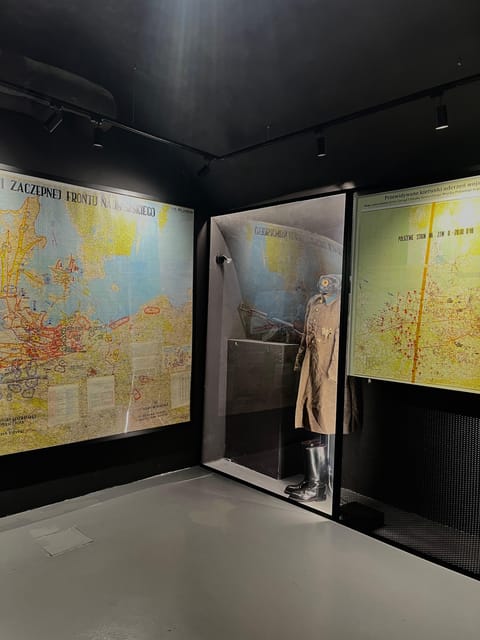 Warsaw: Guided Tour of the Cold War Museum - Key Points
