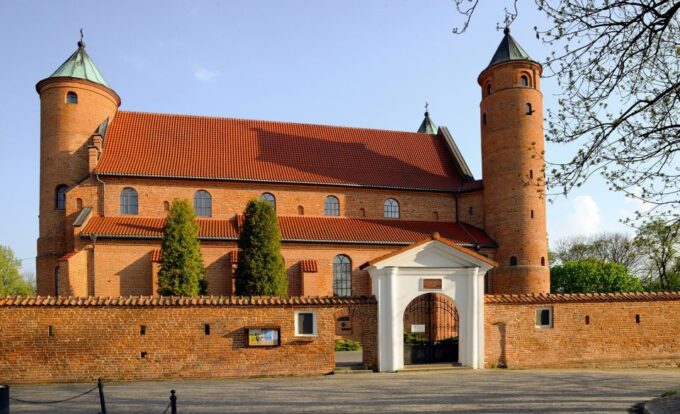 Warsaw: Half-Day Private Chopin Tour to Zelazowa Wola - Tour Guide Johanna