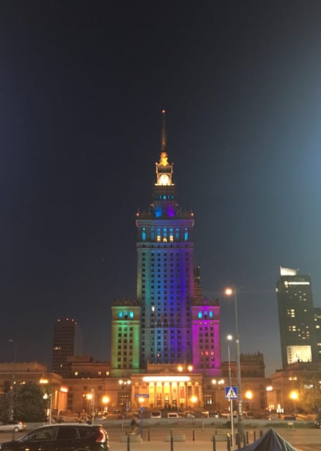 Warsaw Highlights - History and Fun Walking Tour the BEST - Visiting the Palace of Culture