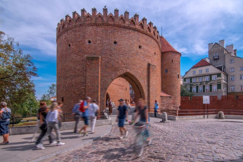 Warsaw: History and Modernity City Tour by Private Car - Key Points