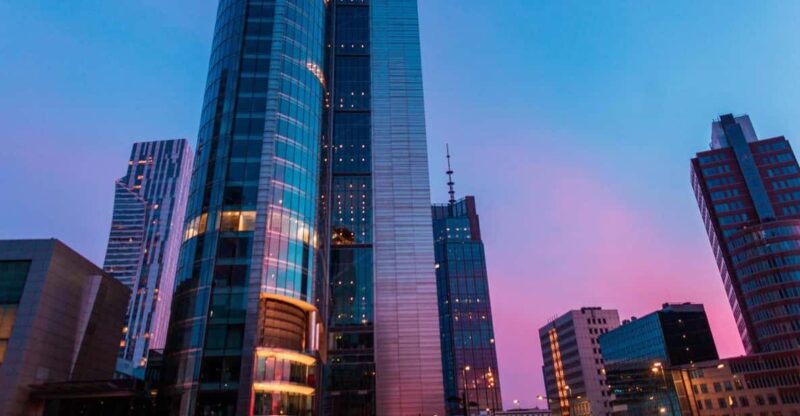 Warsaw: Insta-Perfect Walk With a Local - Highlights of the Tour
