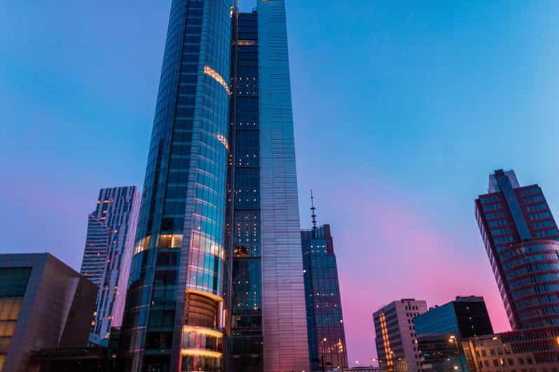 Warsaw: Insta-Perfect Walk With a Local - Detailed Itinerary