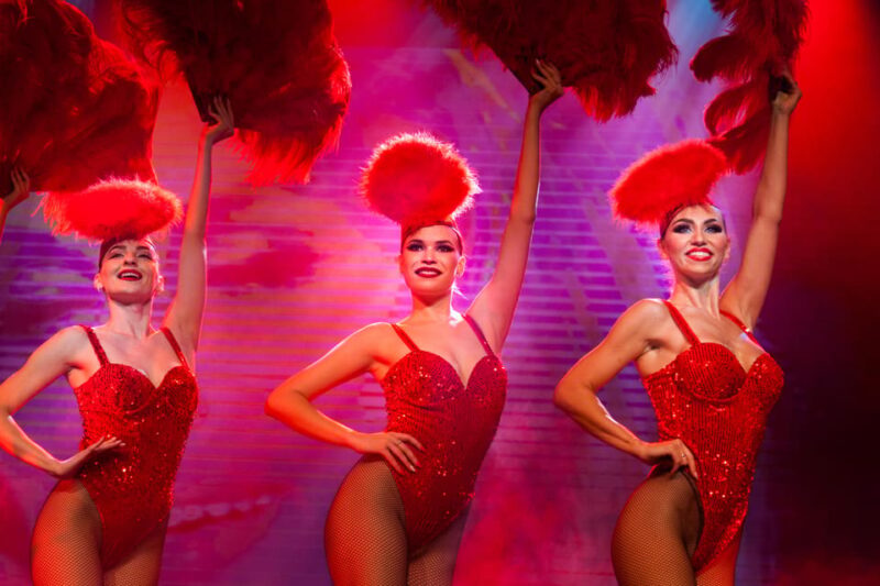 Warsaw: Live Show at Sabat Theatre - Booking and Tickets