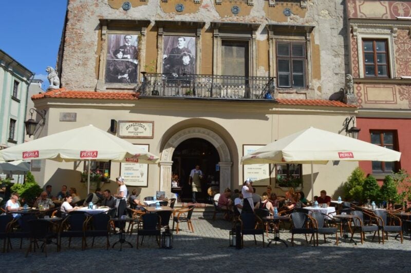 Warsaw: Majdanek Concentration Camp and Lublin Old Town - Live Tour Guides and Languages
