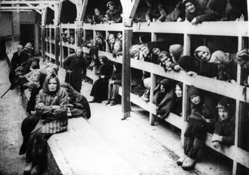 Warsaw: Majdanek Concentration Camp, Lublin Day Trip by Car - Explore Lublin Old Town