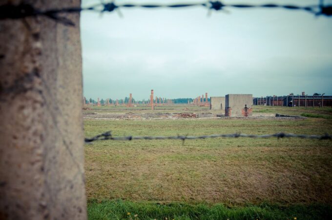 Warsaw: Majdanek Concentration Camp, Lublin Day Trip by Car - Tour Inclusions and Arrangements