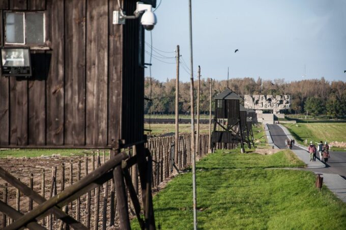 Warsaw: Majdanek Concentration Camp & Lublin Guided Day Tour - Important Information