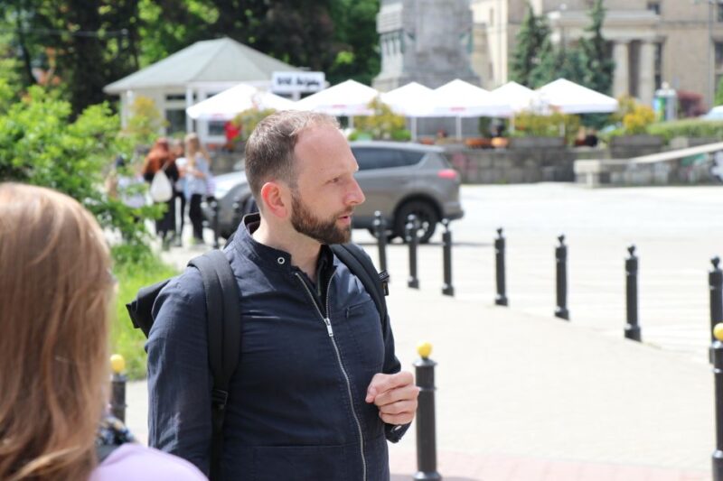 Warsaw: Must See Walking Tour | Small Group Max. 15 People - Accessibility