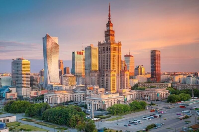 Warsaw : Must-See Walking Tour With A Guide - Tour Experience
