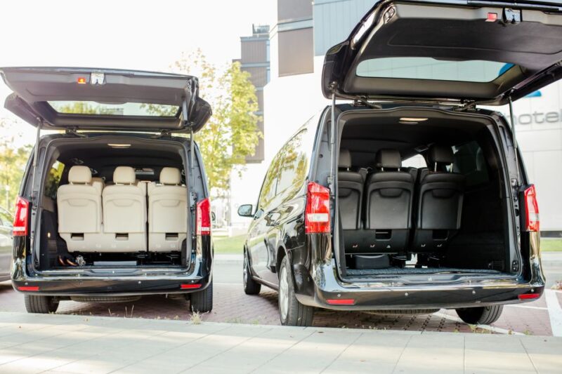 Warsaw Okecie Airport: Premium Private Transfer - Vehicle and Amenities