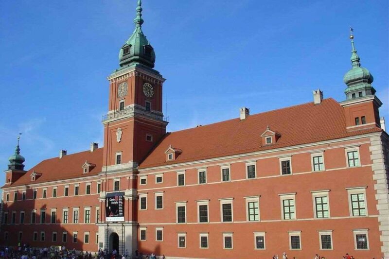 Warsaw: Old and New Town Private Walking Tour - Inclusions