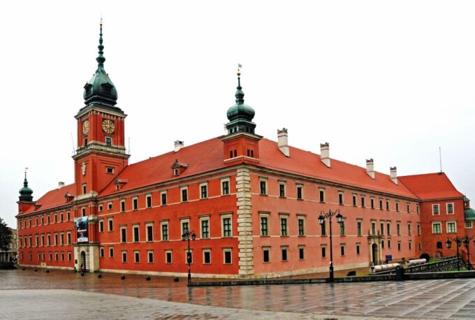 Warsaw: Old and New Town Private Walking Tour - City History and Landmarks