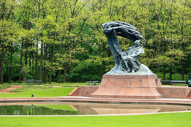 Warsaw Old Town With Royal Castle + Lazienki Park: SMALL GROUP /Inc. Pick-Up/ - Hotel/Apartment Pickup Details