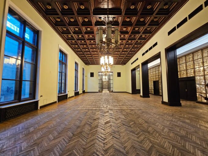 Warsaw: Palace of Culture and Science Guided Tour - Tour Inclusions